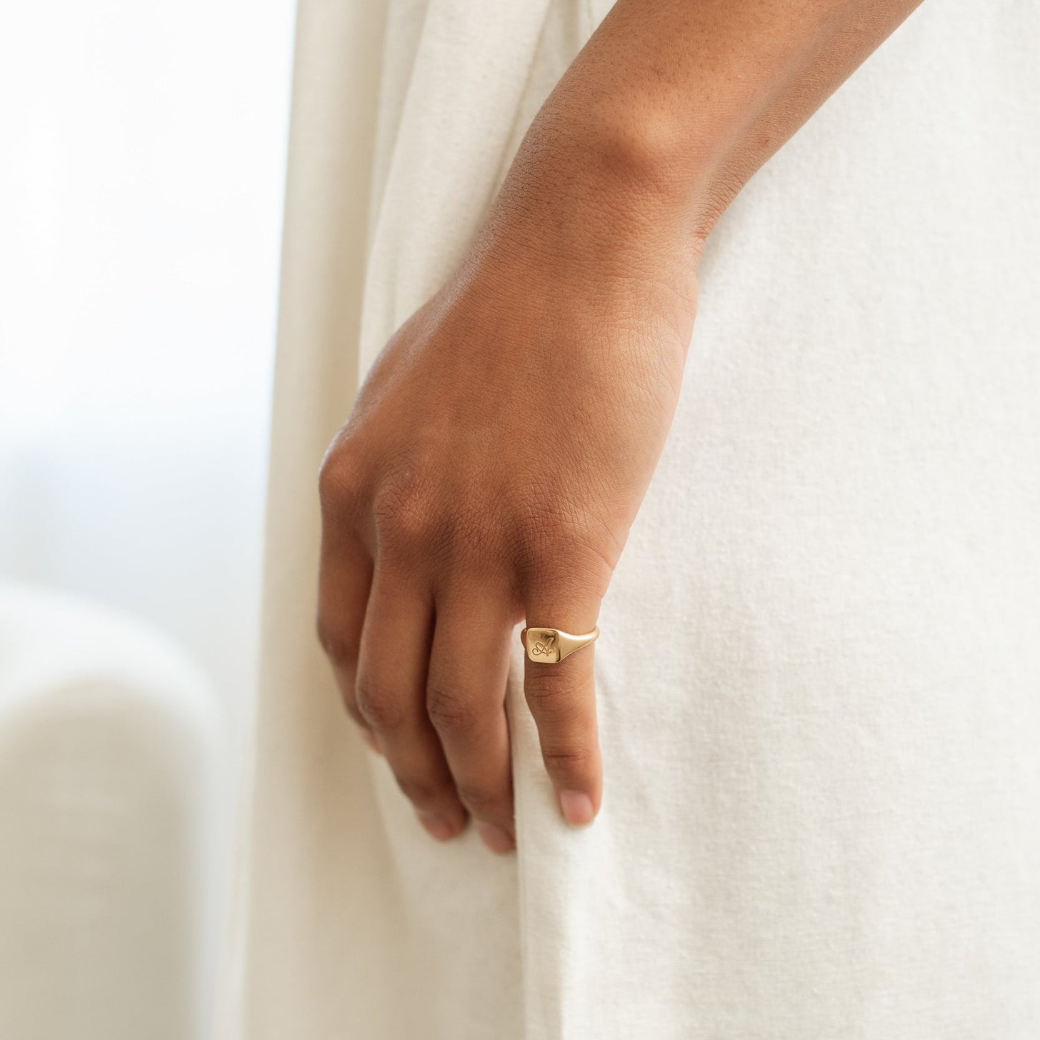 Demi Square Signet Ring
