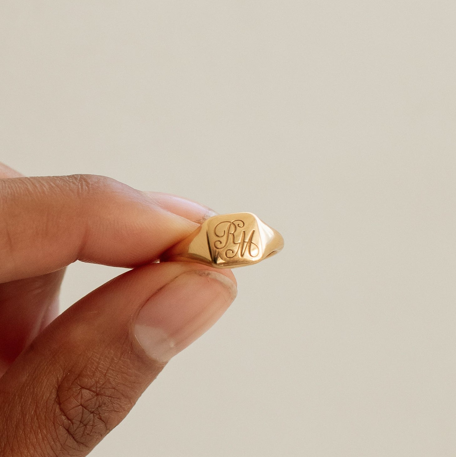 Demi Square Signet Ring