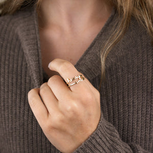 Dainty Cursive Name Ring