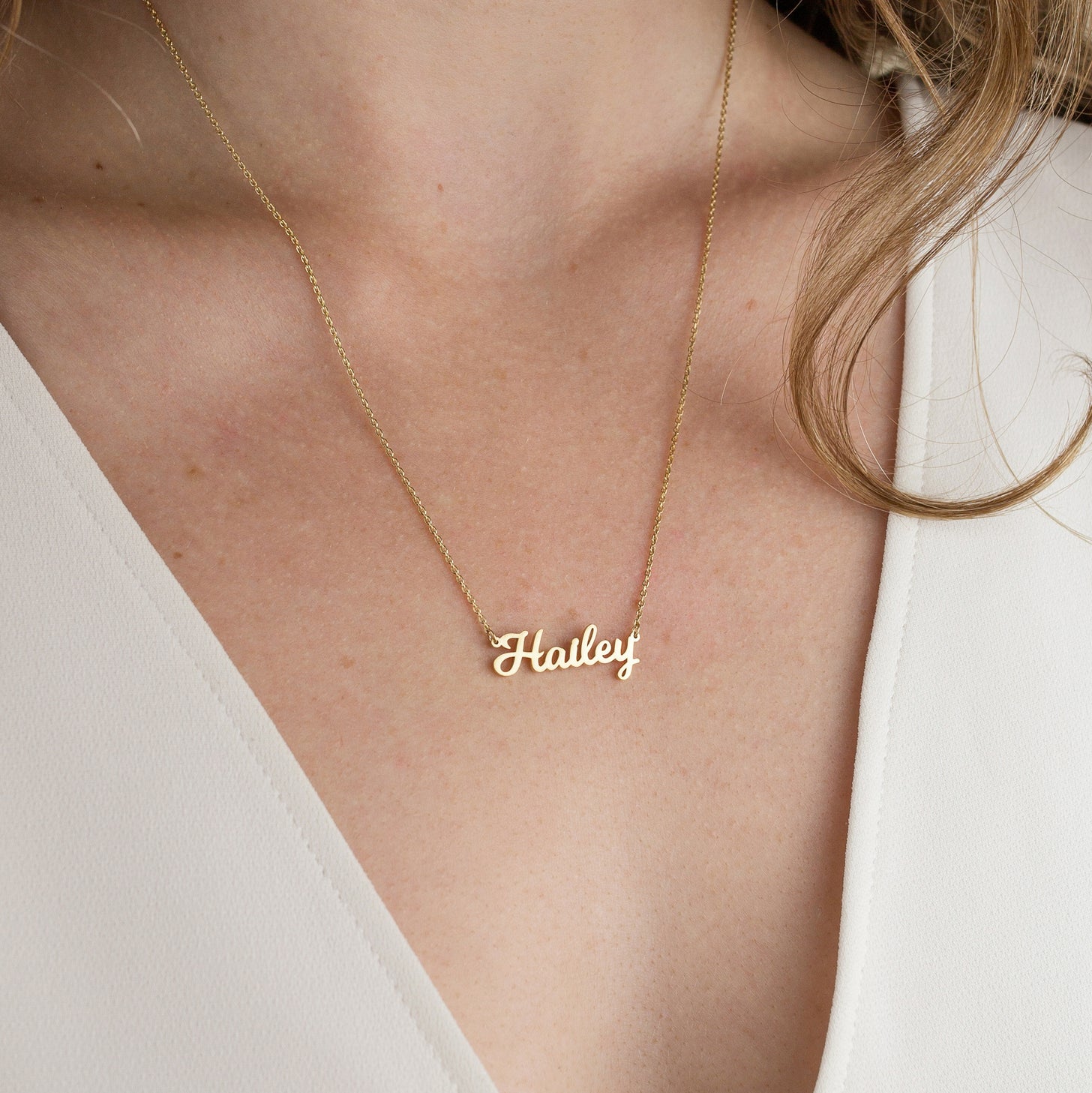 Classic Script Name Necklace