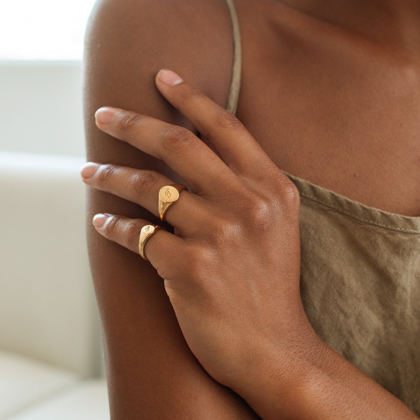 Demi Oval Signet Ring