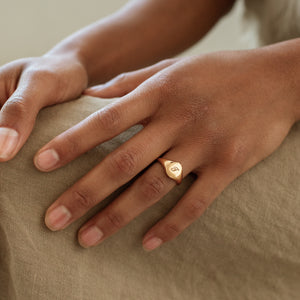 Demi Oval Signet Ring