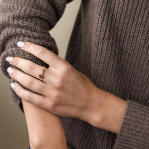Classic Script Name Ring