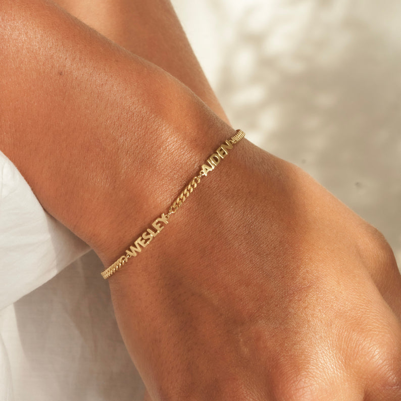 files/Grace_Personalized_Noelle_Multiple_Name_Bracelet_8ab25621-9644-4175-a5b7-31df4a6c7b13.jpg